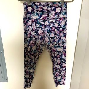 Gorgeous floral Lululemon Align leggings